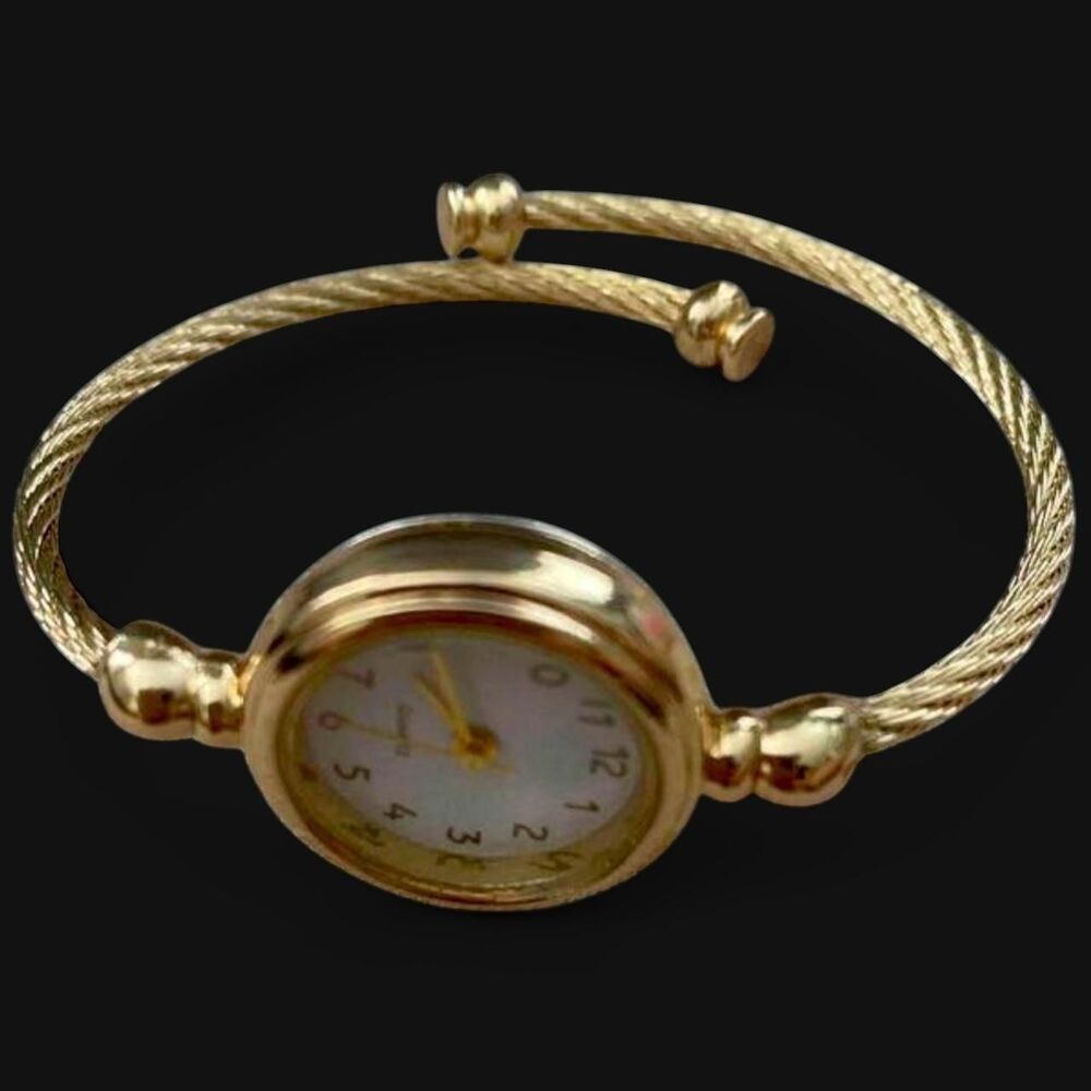 dainty y2k style watch bracelet🐰